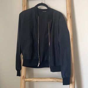 Light bomber jacket